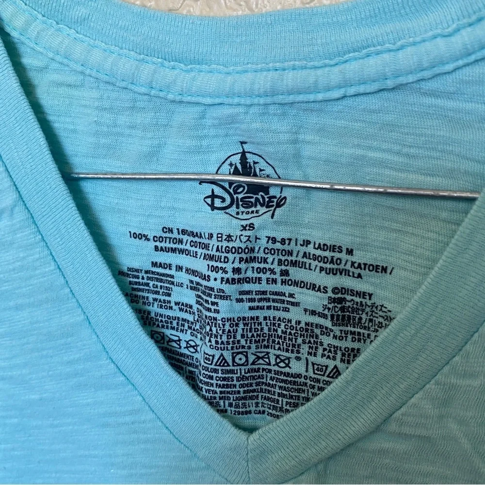Disney stitch v‎ neck T-shirt aqua blue extra small Loves Trouble